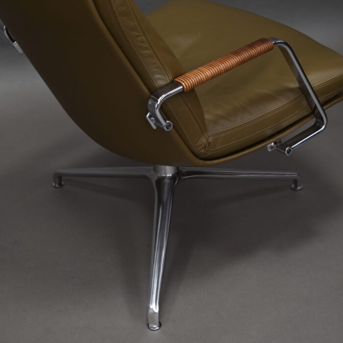 Fabricius and Kastholm FK-86 Leather Lounge Chairs, Denmark - 1968 | #S2068 - Image 8
