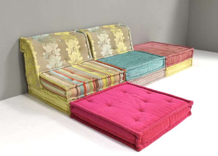 Mah Jong sofa in Kenzo fabrics by Gobbo Salotti in the style of Roche Bobois | #S12404