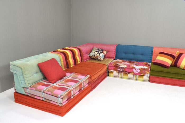 Mah Jong 35 piece sectional sofa by Hans Hopfer for Roche Bobois, France - circa 1970 | #S12406 - Image 12