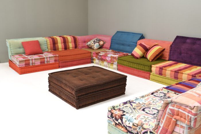 Mah Jong 35 piece sectional sofa by Hans Hopfer for Roche Bobois, France - circa 1970 | #S12406 - Image 9